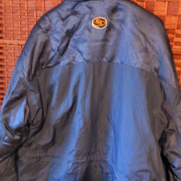 ST2  XXL TORONTO MAPLE LEAFS Men's Puma Jacket NHL Jacket Windbreaker Men's Coat - Picture 9 of 10